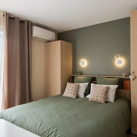 Le Geai Des Chenes سارلا لا كانيدا