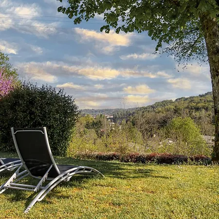 Le Geai Des Chenes Sarlat-la-Caneda